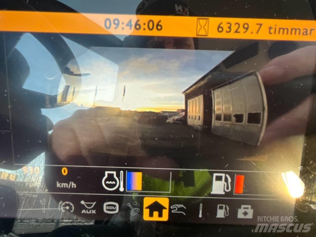 JCB 110 Hydradig Pelle sur pneus