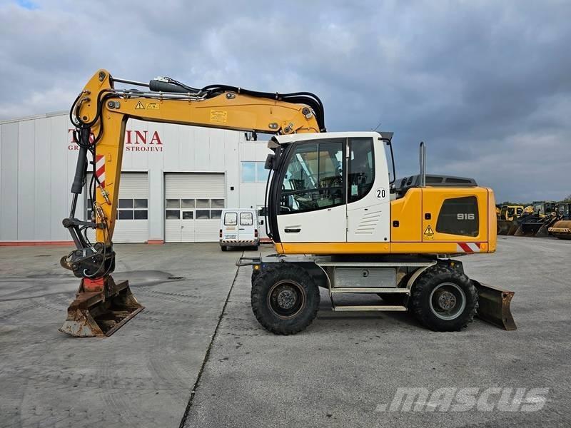 Liebherr A916 Pelle sur pneus