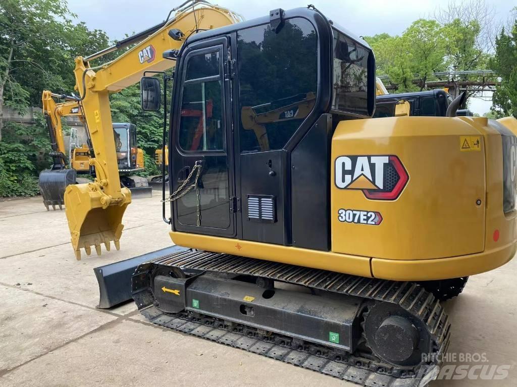 CAT 307 Pelle sur chenilles