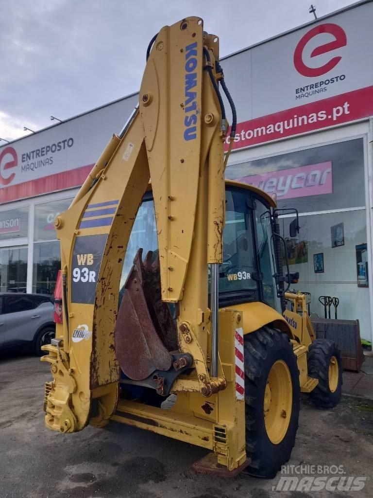 Komatsu WB 93 R Tractopelle