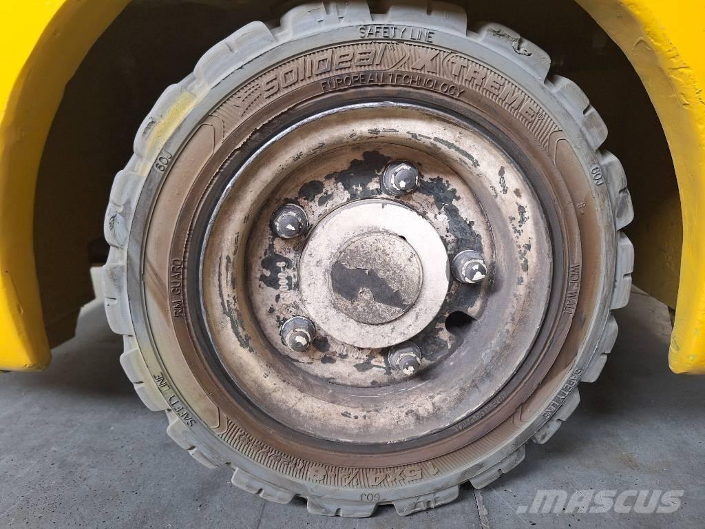 Yale ERP15VT Chariots élévateurs électriques