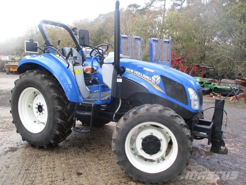 New Holland T 4.65 Tracteur