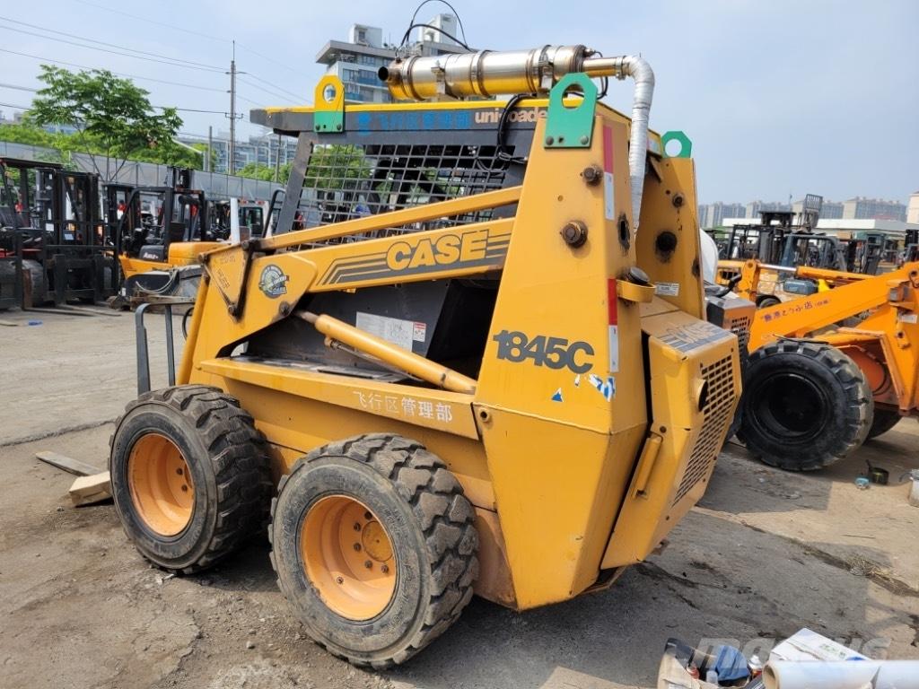CASE 1845 C Chargeuse compacte