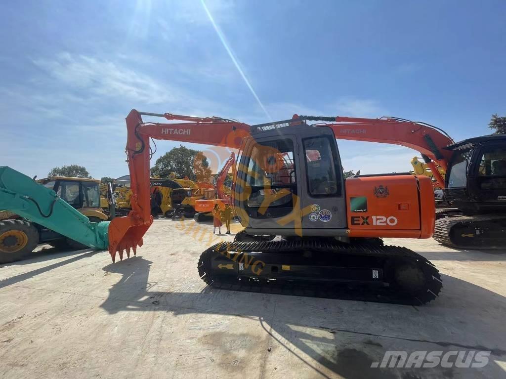 Hitachi EX 120 Pelle sur chenilles