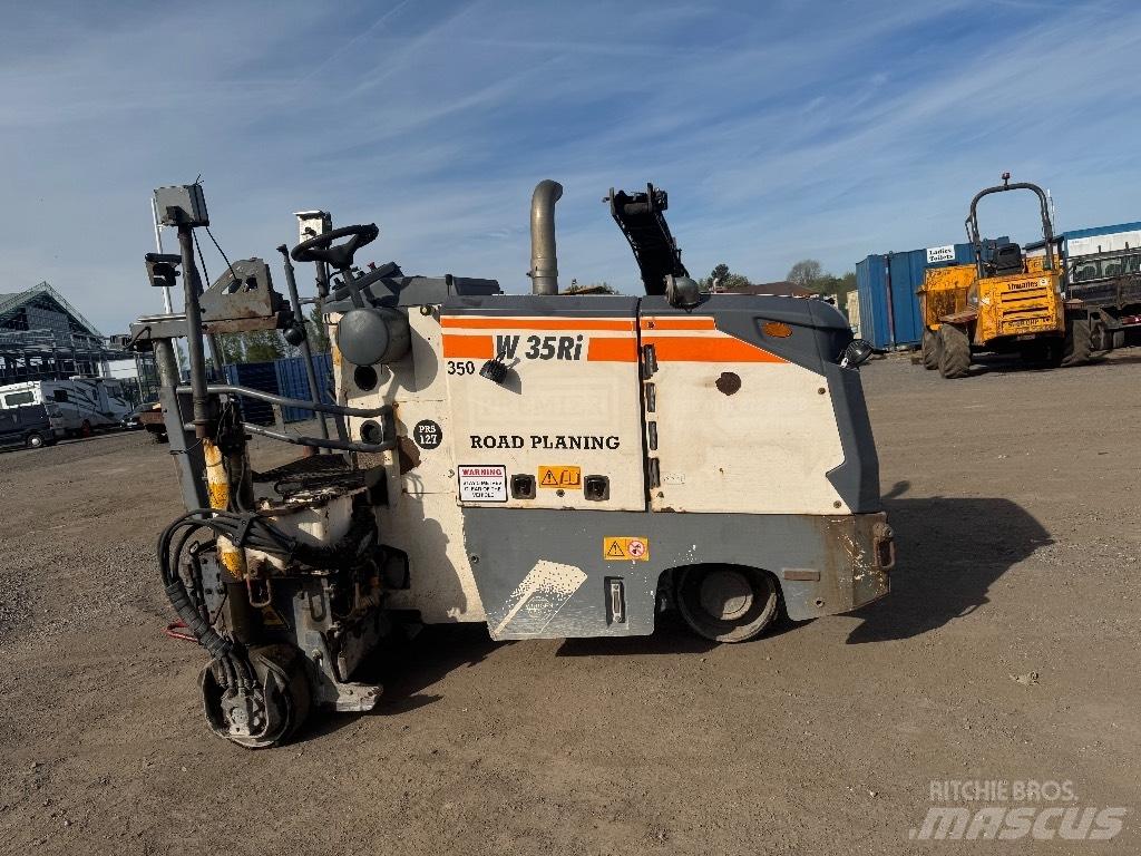 Wirtgen W 35 RI Fraiseuse à froid