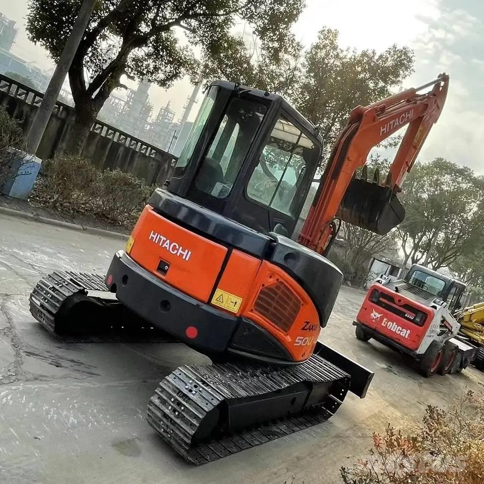 Hitachi ZX50U Mini pelle < 7t
