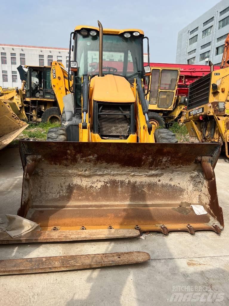 JCB 3CX Tractopelle