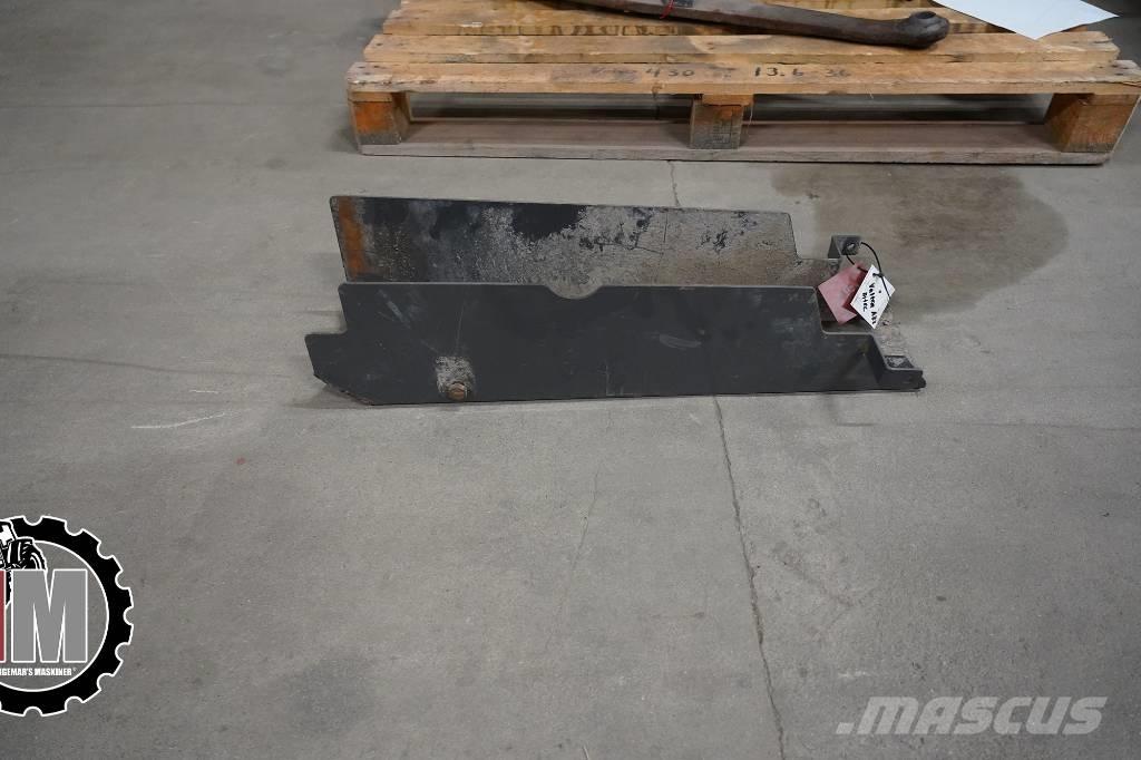 Valtra A 83 HT Skydd Châssis et suspension