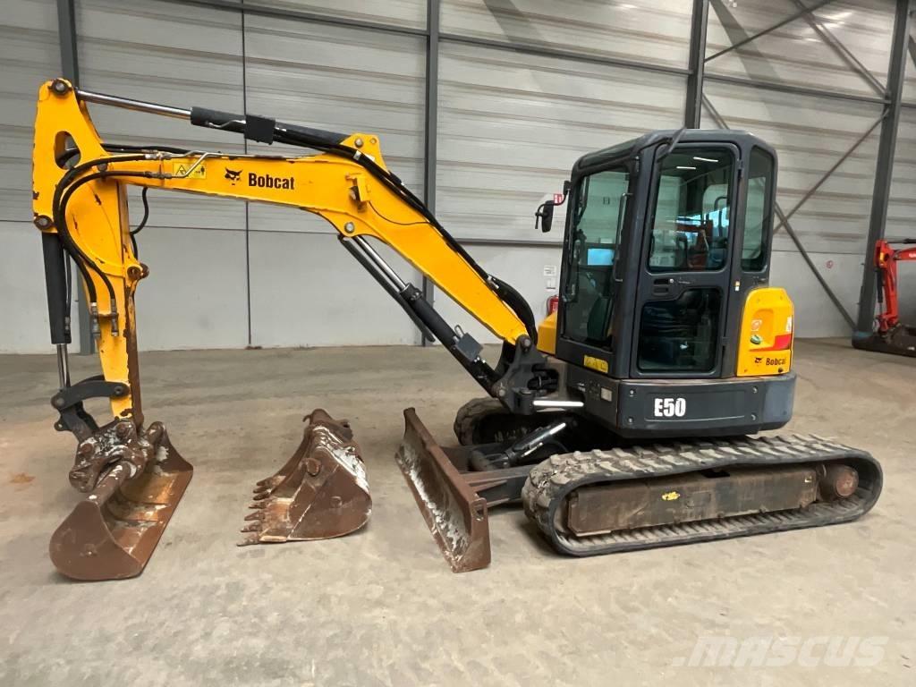 Bobcat E 50 EM Mini pelle < 7t