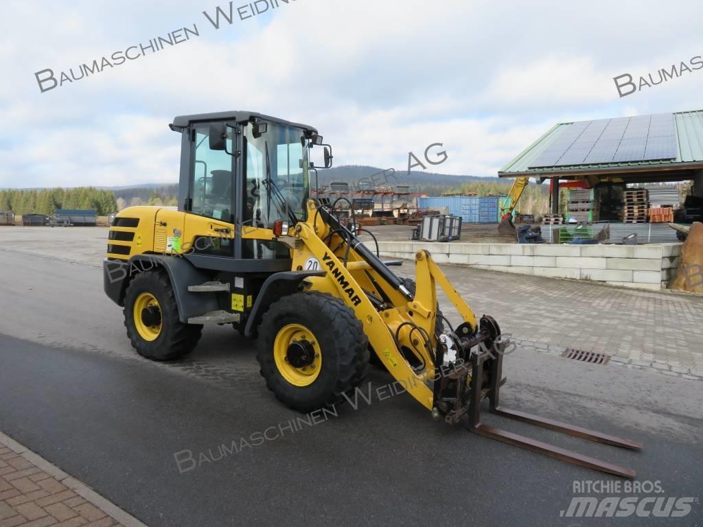 Yanmar V 80 Chargeuse sur pneus