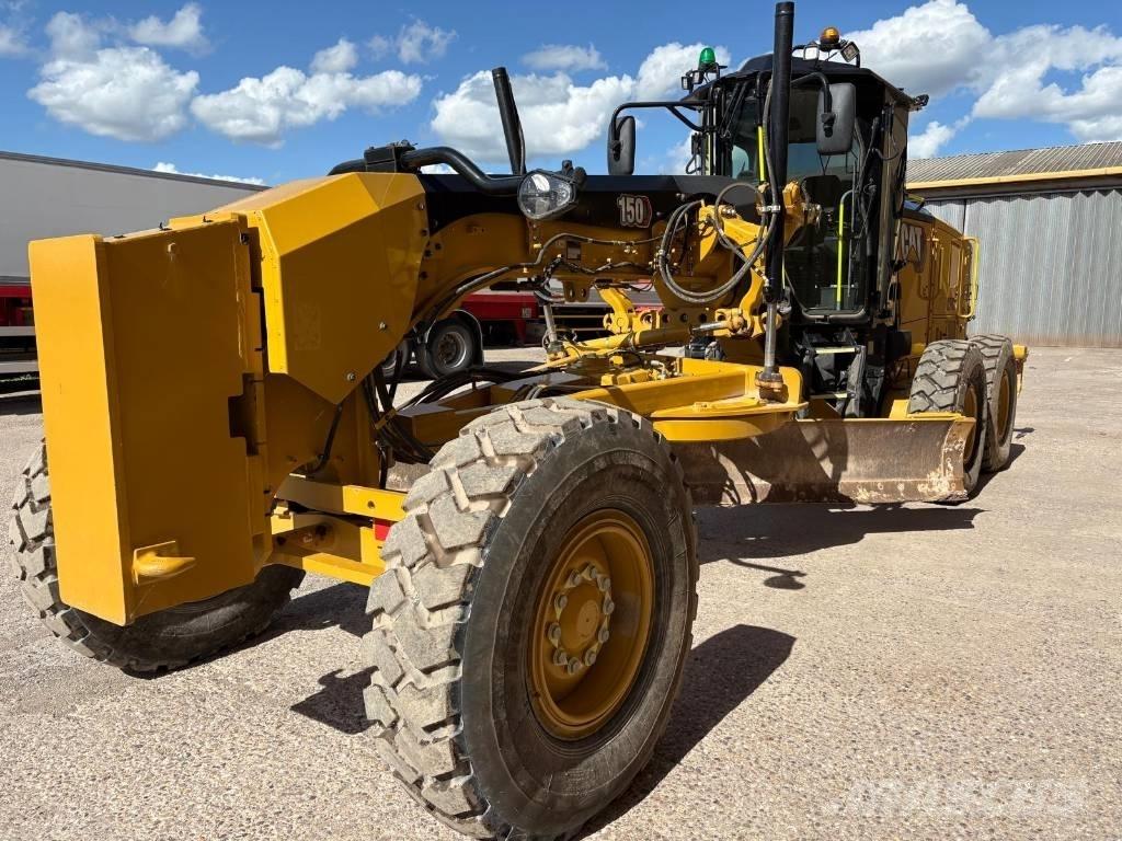 CAT 150 Niveleuse