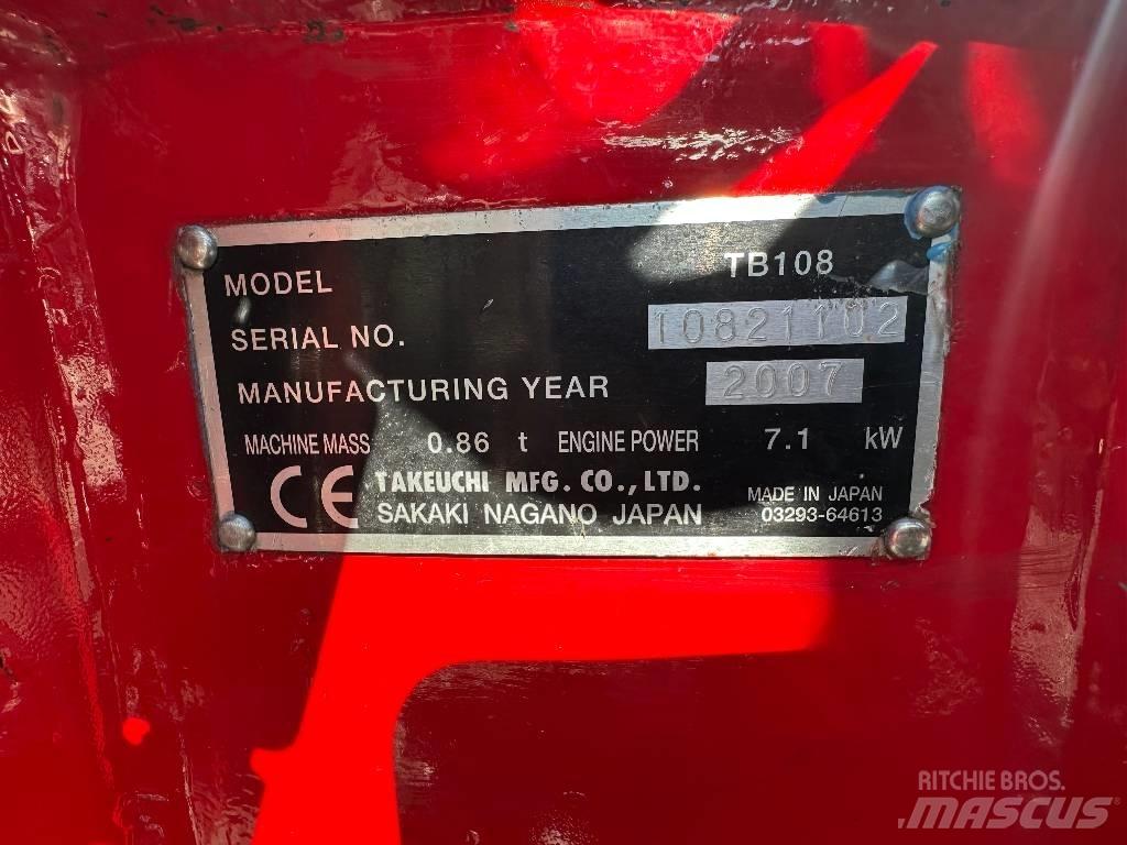 Takeuchi TB 108 Mini pelle < 7t