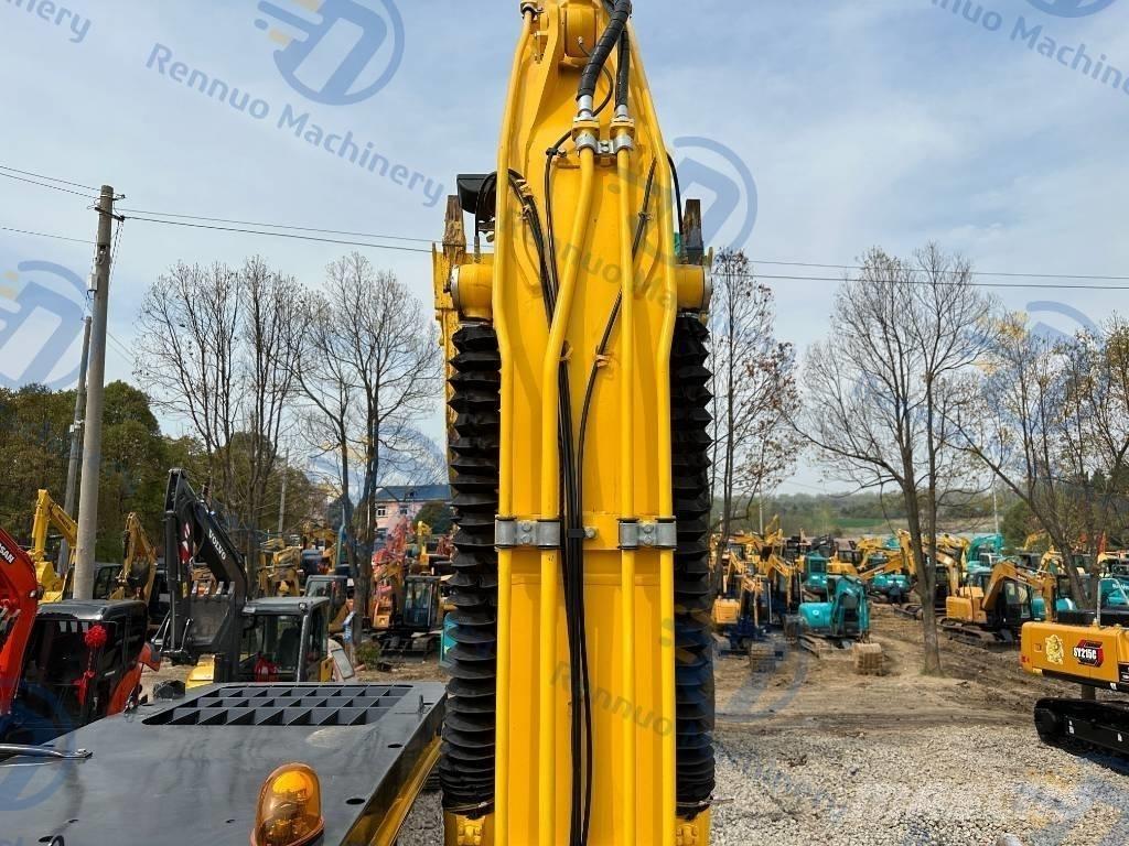 Komatsu PC200-8 Pelle sur chenilles