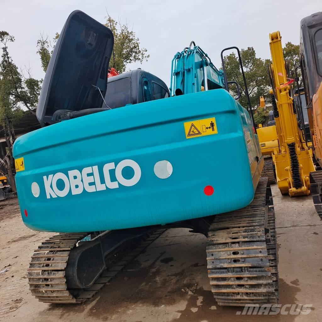 Kobelco SK140 Pelle sur chenilles