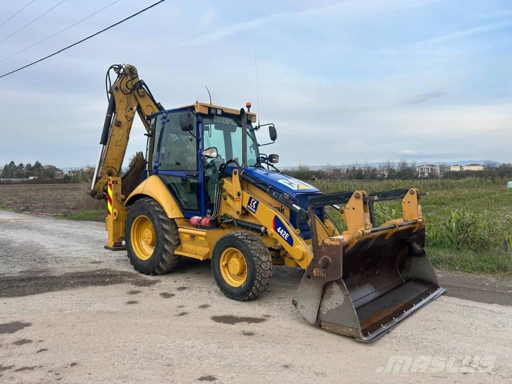 CAT 442 E Tractopelle