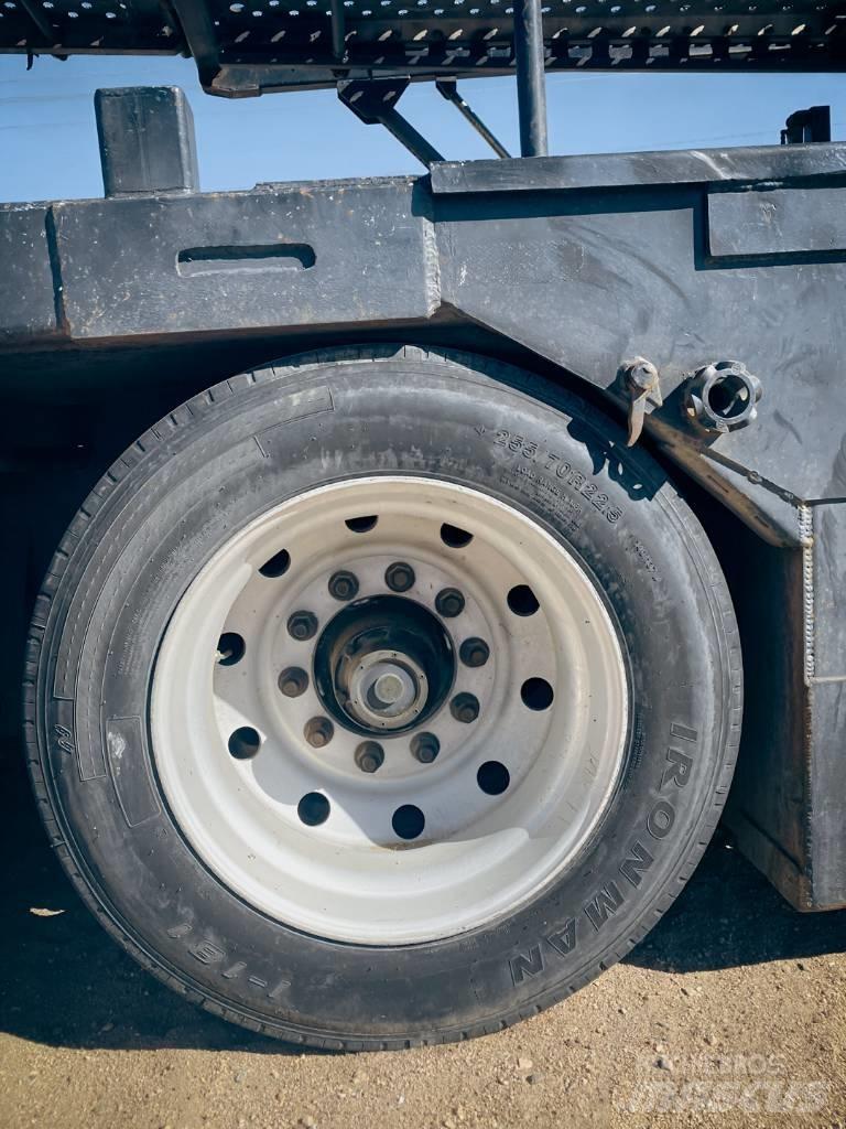 Peterbilt 365 Camion porte engin