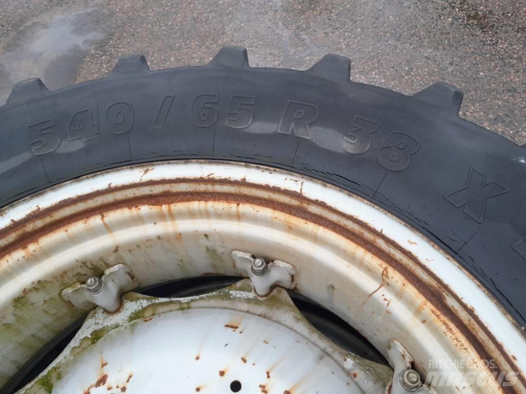 Michelin 540/65R38 Pneus, roues et jantes