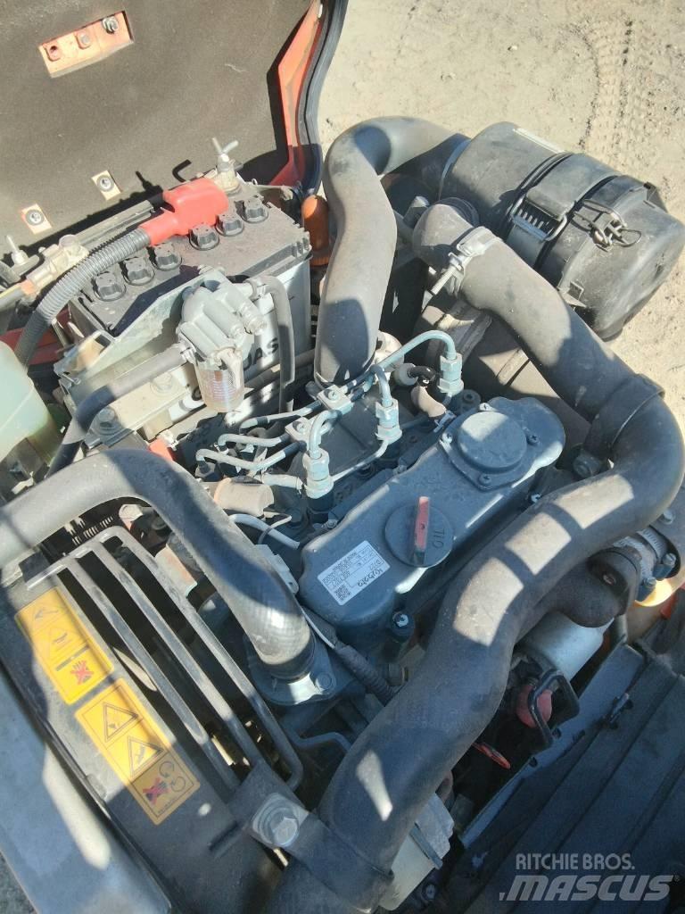 Kubota U 10-3 Mini pelle < 7t