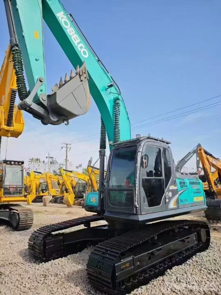 Kobelco SK 200 Pelle sur chenilles