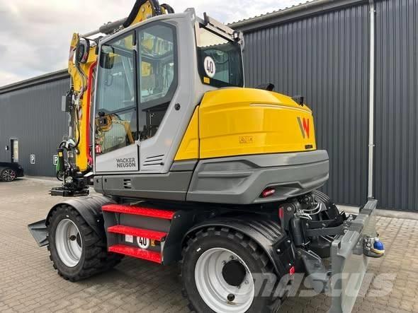 Wacker EW 100 Pelle sur pneus