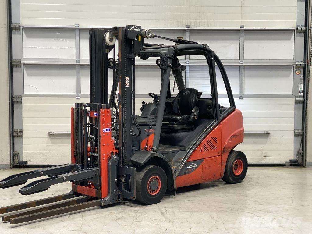 Linde H25D-02 Chariots diesel