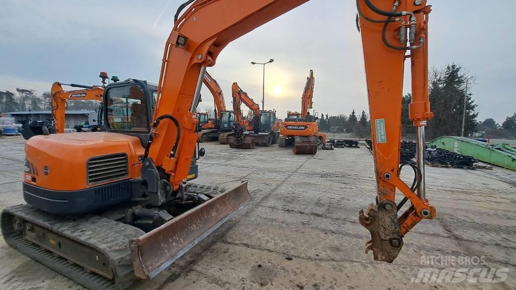 Doosan DX 85 R-3 Mini pelle 7t-12t