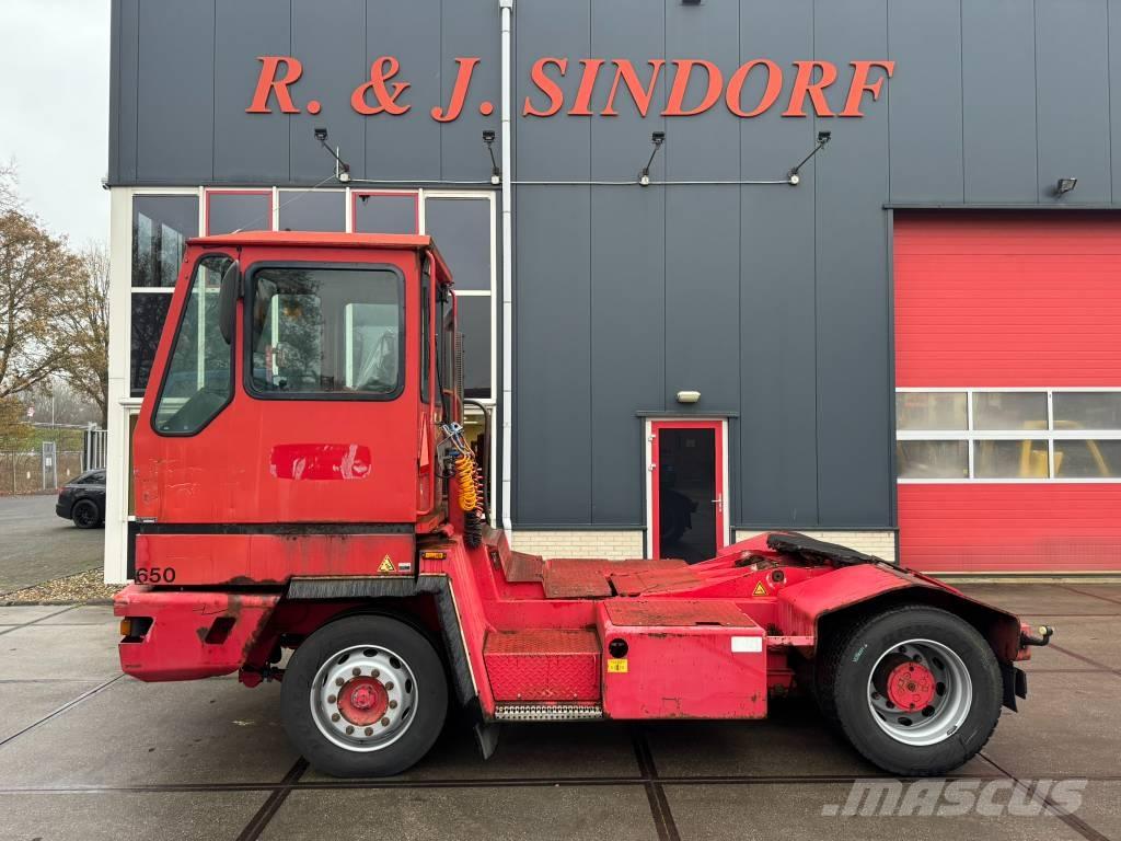 Terberg YT 220 Tracteur de manœuvre