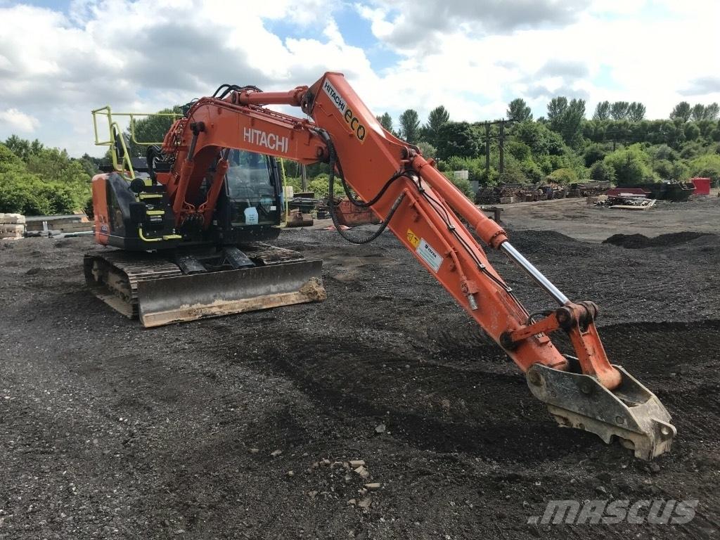 Hitachi ZX 135 US-6 Pelle sur chenilles