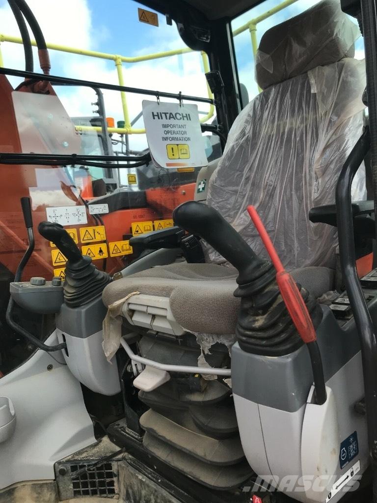 Hitachi ZX 135 US-6 Pelle sur chenilles