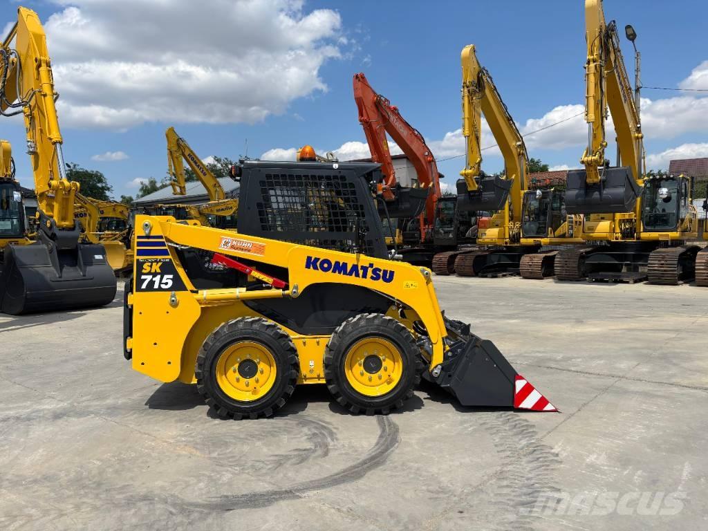 Komatsu SK 715-8 Chargeuse compacte