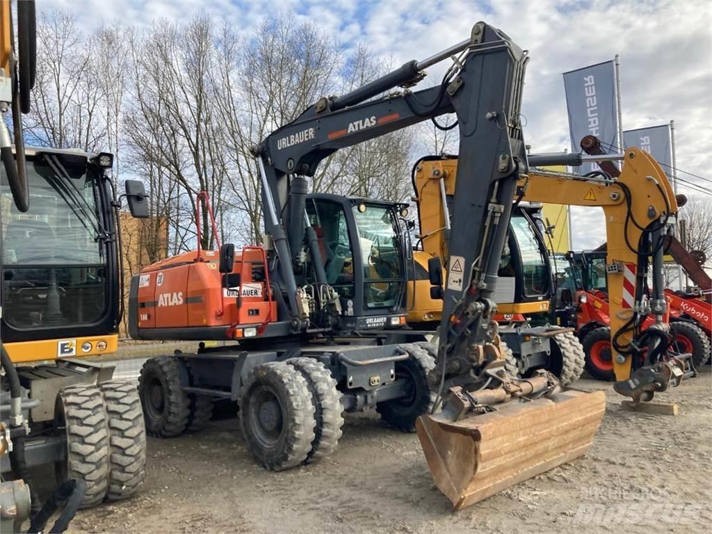 Atlas 160W Pelle sur pneus