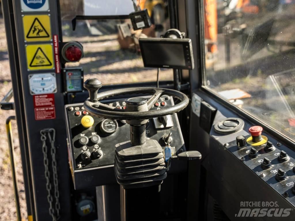 Atlas Copco XE3 C30 Construction et Forages de tunnel et d'extraction souterraine