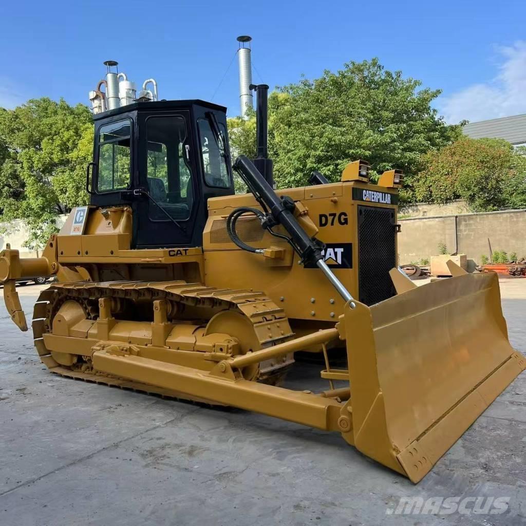 CAT D 7 G Bouteurs sur chenilles