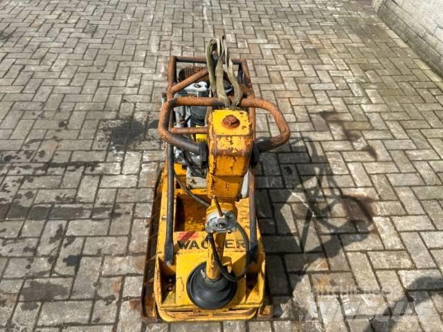 Wacker DPU 3345 H Plaque vibrante