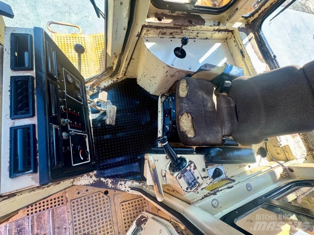 CAT D 6 H XL Bouteurs sur chenilles