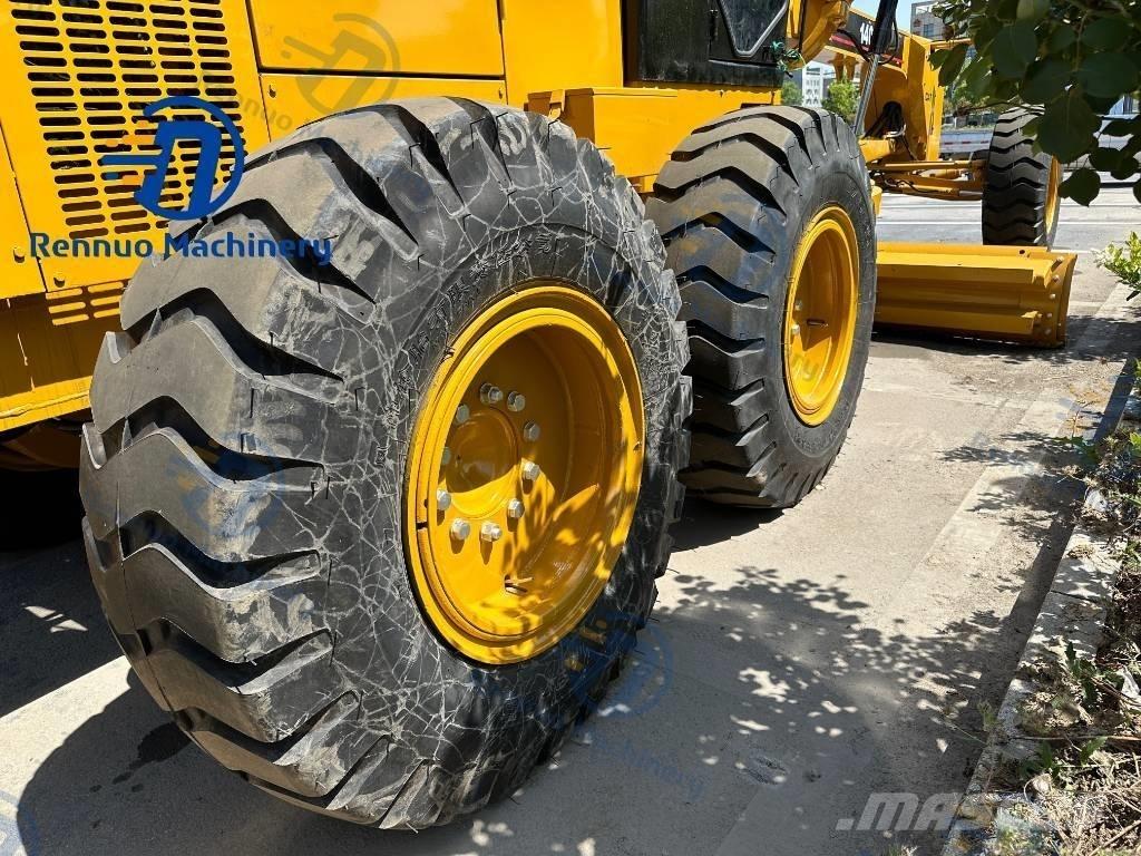 CAT 140H Niveleuse