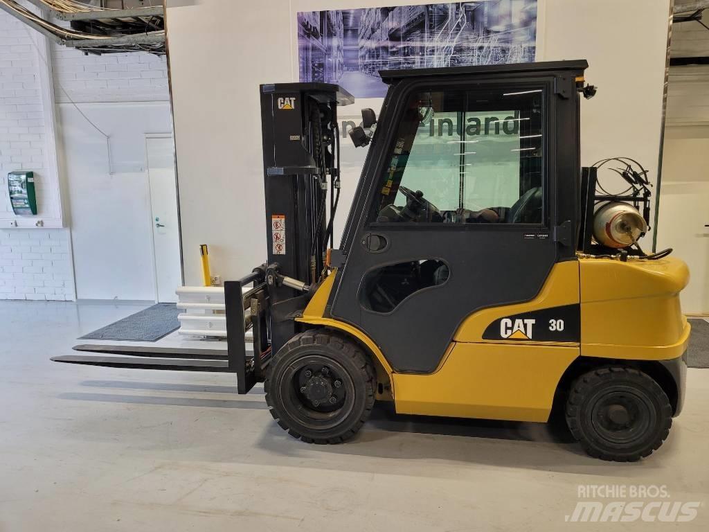 CAT GP 30 N Chariots GPL