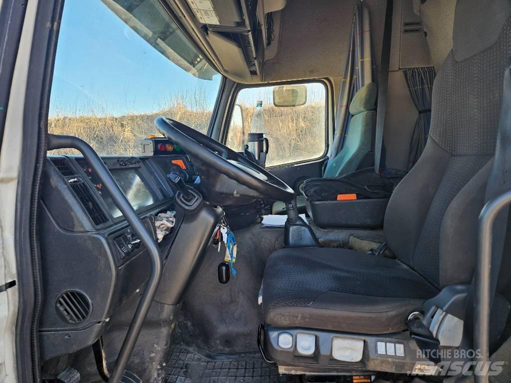 Volvo FM 12 Camions de transport de machines forestières