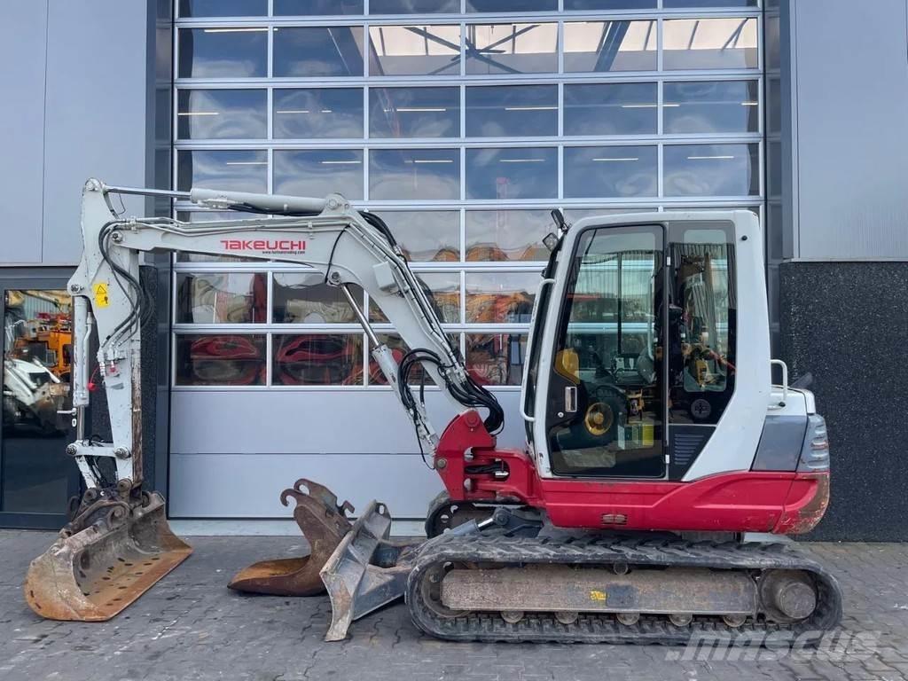 Takeuchi TB250 Mini pelle < 7t