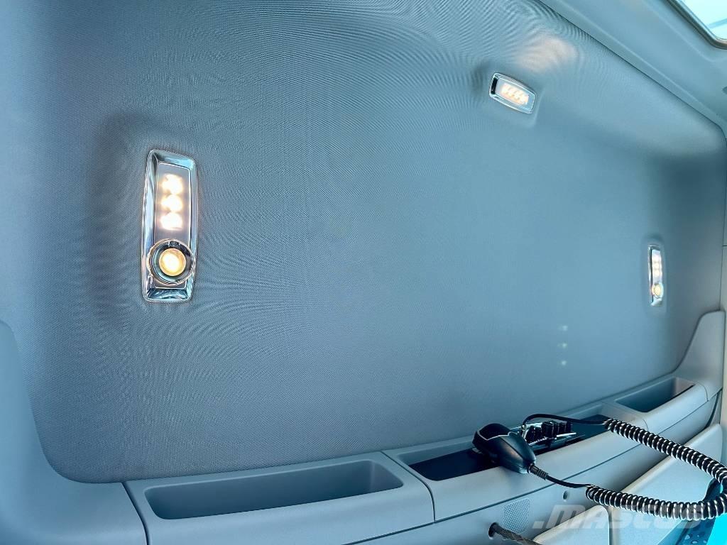 Kenworth T880 Tracteur routier