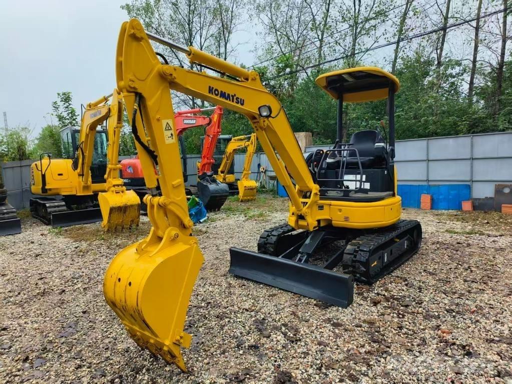 Komatsu PC 30 Mini pelle < 7t
