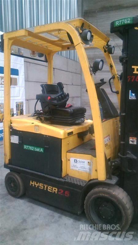 Hyster E 2.5 XN Chariots élévateurs électriques