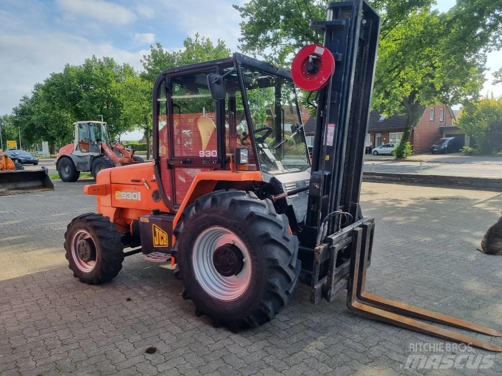 JCB 930-4 Chariot tout terrain