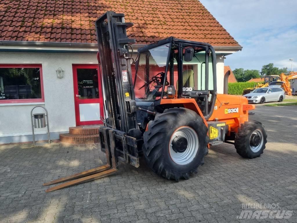 JCB 930-4 Chariot tout terrain