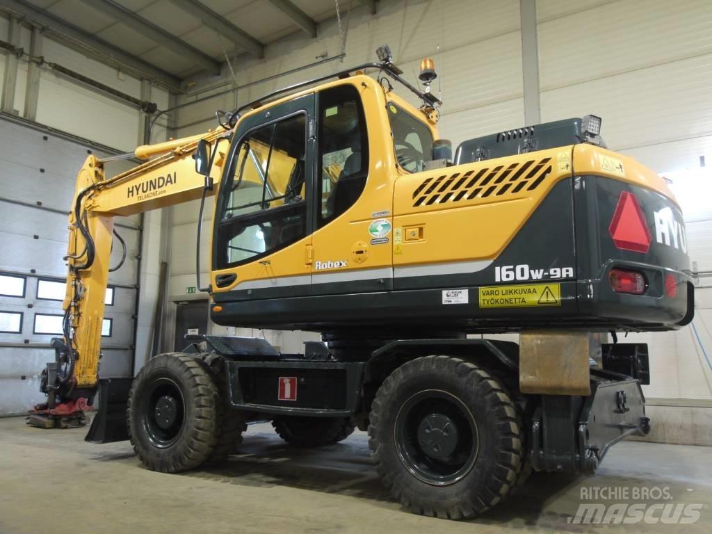 Hyundai R 160 W-9A Pelle sur pneus