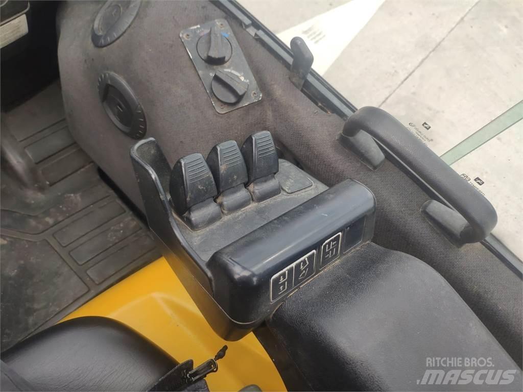 Yale GDP30VX Chariots diesel