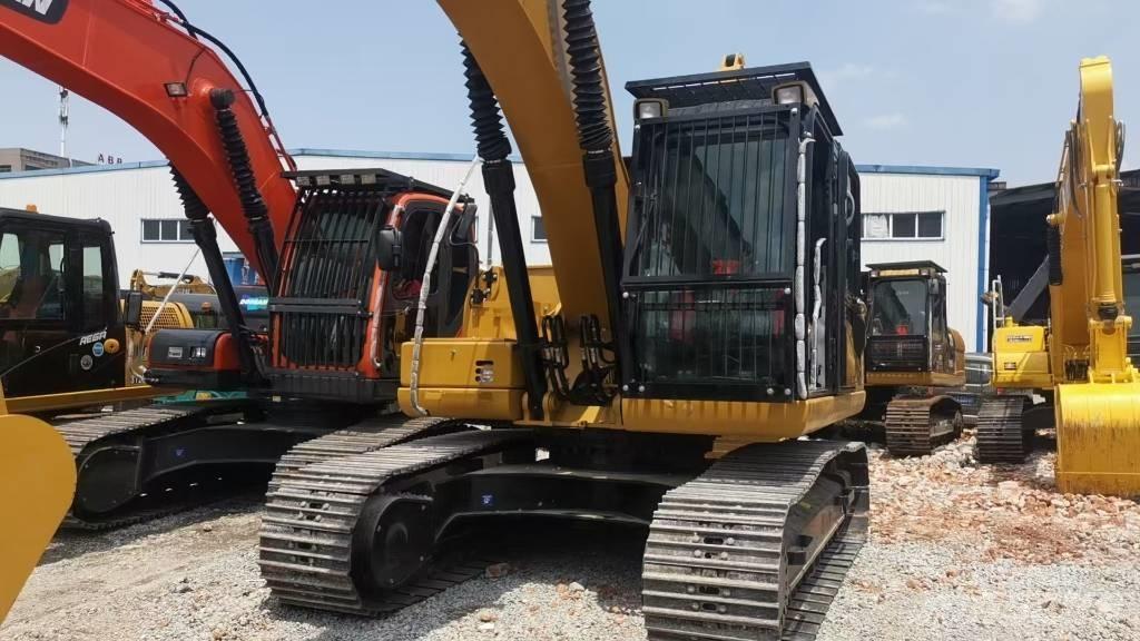 CAT 320 Pelle sur chenilles