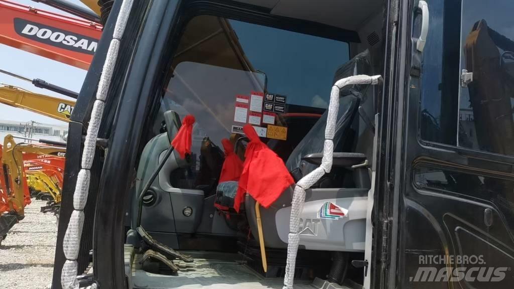 CAT 320 Pelle sur chenilles