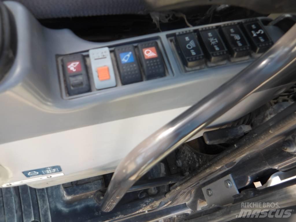 Hitachi ZX 250 LC-6 Pelle sur chenilles