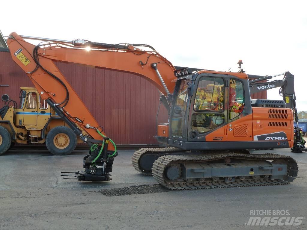 Doosan DX140LC-5 Pelle sur chenilles